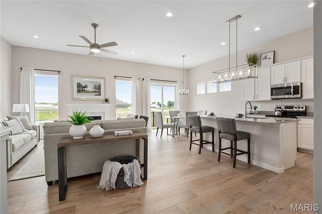 106 River Wind Drive, St Charles, MO 63301