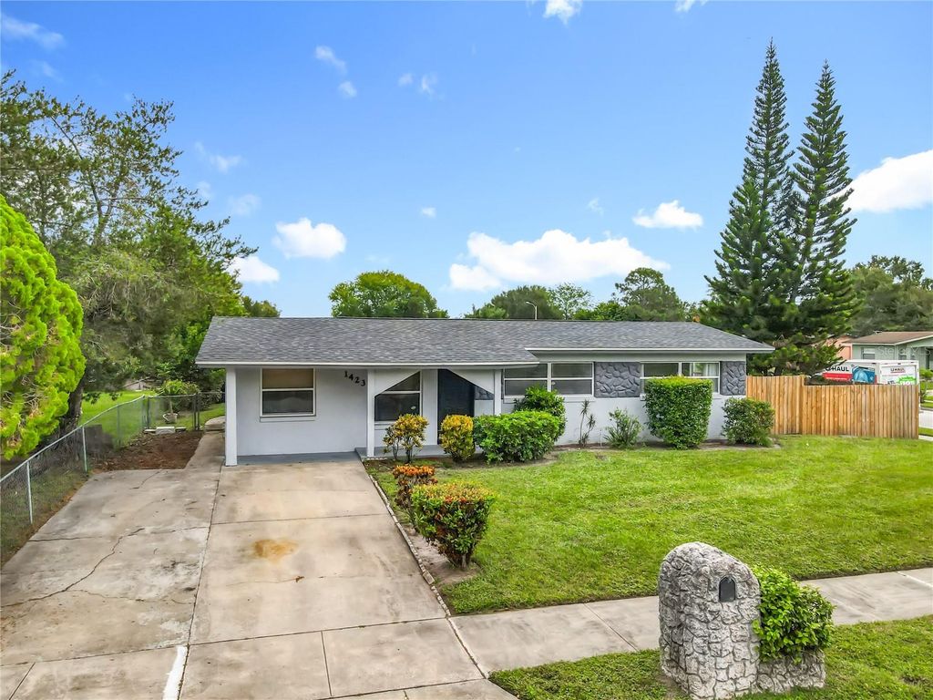 1423 HEBER CIRCLE, Orlando, FL 32811