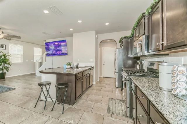 1363 Joy Drive, Clovis, CA 93619