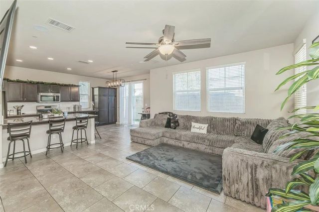 1363 Joy Drive, Clovis, CA 93619