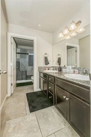 1363 Joy Drive, Clovis, CA 93619