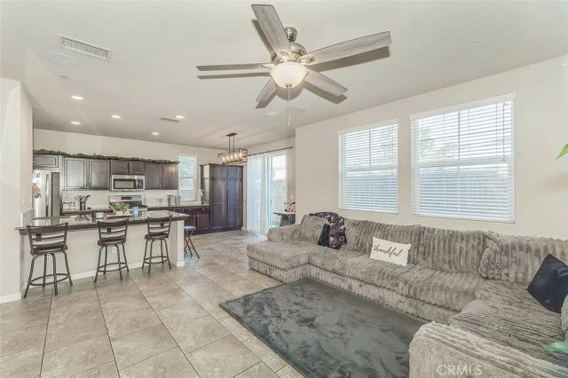 1363 Joy Drive, Clovis, CA 93619
