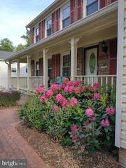 8809 SHADOWLAKE WAY, Springfield, VA 22153