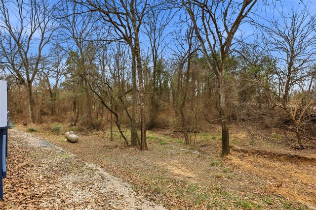 2114 Hickory Street, Mabank, TX 75156