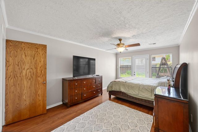 19507 Gamble Oak Drive, Humble, TX 77346