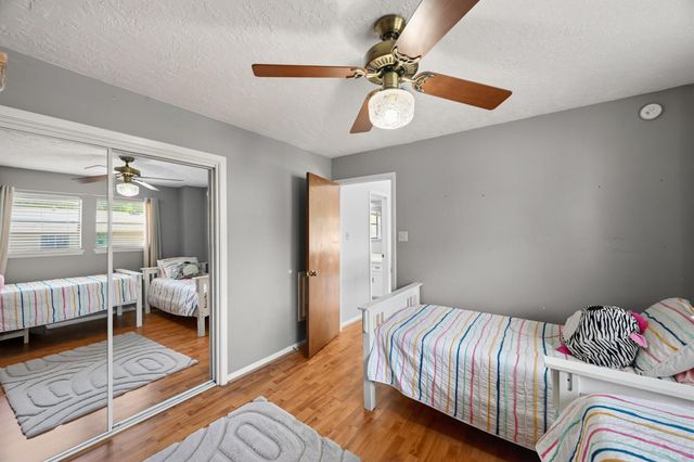 19507 Gamble Oak Drive, Humble, TX 77346