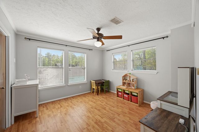 19507 Gamble Oak Drive, Humble, TX 77346