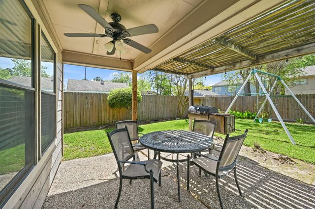 19507 Gamble Oak Drive, Humble, TX 77346