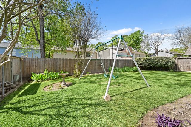 19507 Gamble Oak Drive, Humble, TX 77346