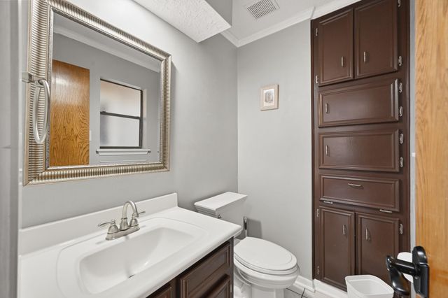 19507 Gamble Oak Drive, Humble, TX 77346