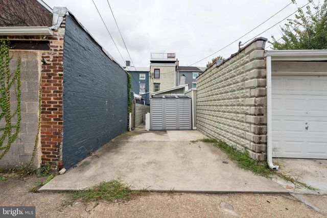 317 S REGESTER ST, Baltimore, MD 21231