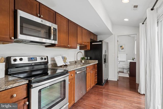 317 S REGESTER ST, Baltimore, MD 21231