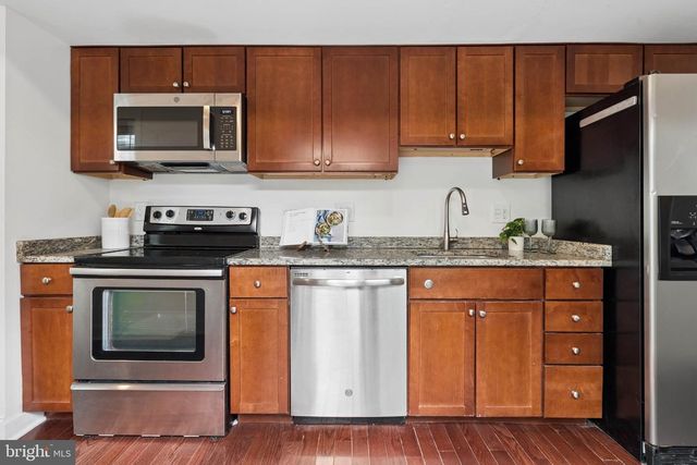 317 S REGESTER ST, Baltimore, MD 21231