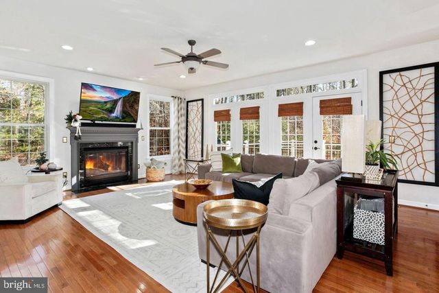 5401 TOMLINSON DR, Woodbridge, VA 22192