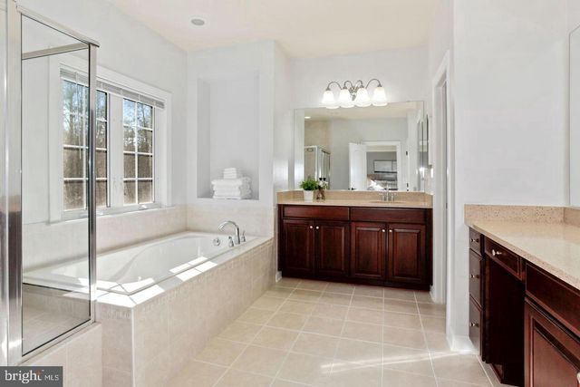 5401 TOMLINSON DR, Woodbridge, VA 22192