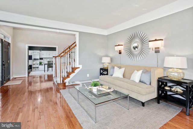 5401 TOMLINSON DR, Woodbridge, VA 22192