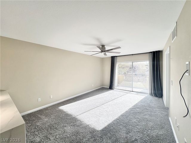 8070 West Russell Road 2070, Las Vegas, NV 89113