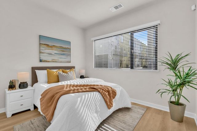 701 ZEPHYR Drive, Oakland, CA 94607