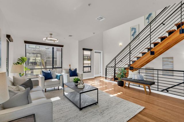 701 ZEPHYR Drive, Oakland, CA 94607