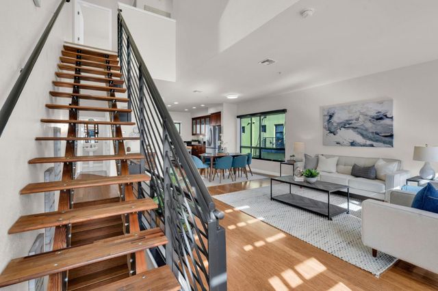 701 ZEPHYR Drive, Oakland, CA 94607