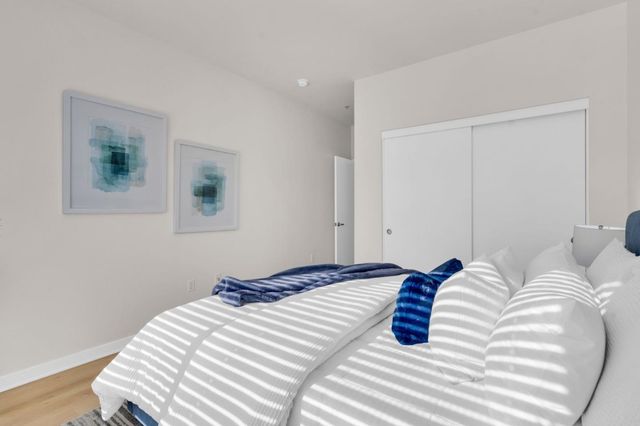 701 ZEPHYR Drive, Oakland, CA 94607