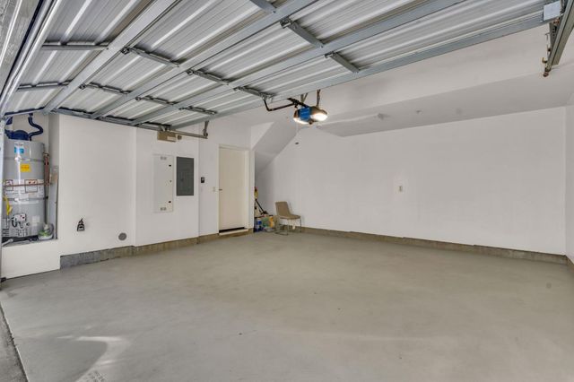 701 ZEPHYR Drive, Oakland, CA 94607