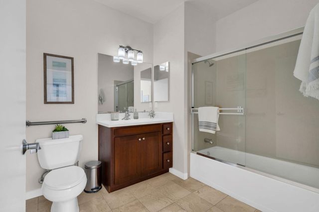 701 ZEPHYR Drive, Oakland, CA 94607