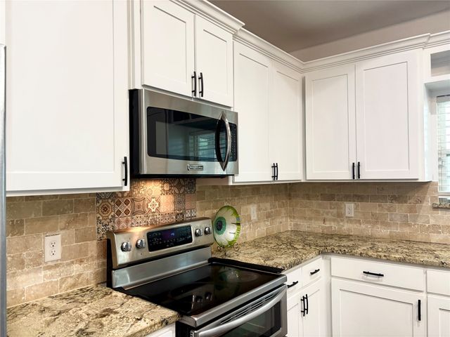 6049 NE County Road 1030B, Rice, TX 75155
