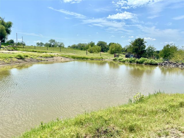 6049 NE County Road 1030B, Rice, TX 75155