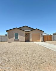 9108 W TINAJAS Drive, Arizona City, AZ 85123