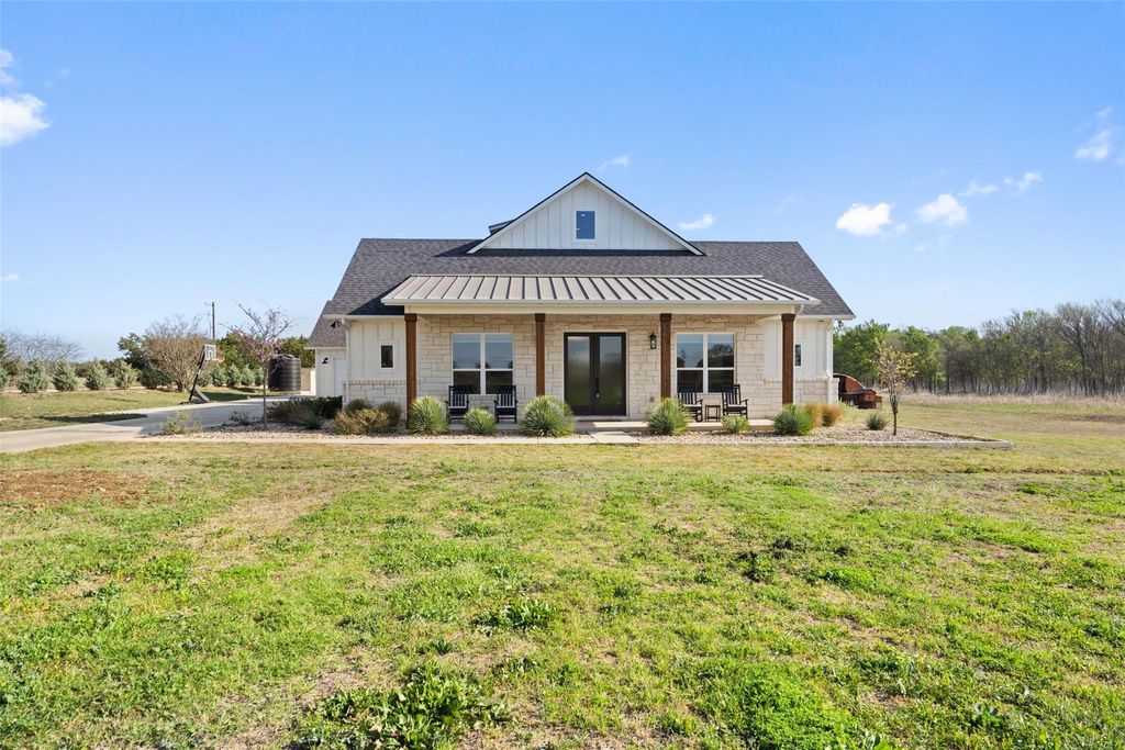 200 County Road 246 A, Florence, TX 76527