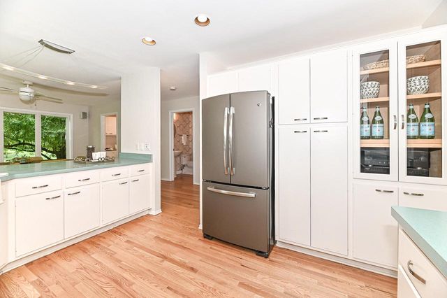 9212 S 41st STREET, Franklin, WI 53132