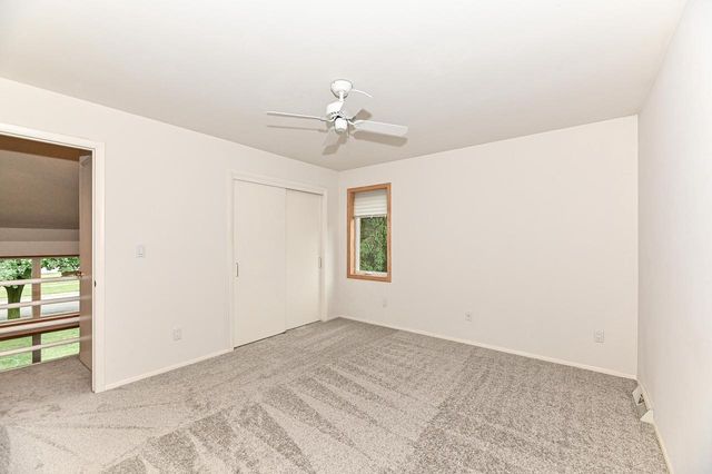 9212 S 41st STREET, Franklin, WI 53132