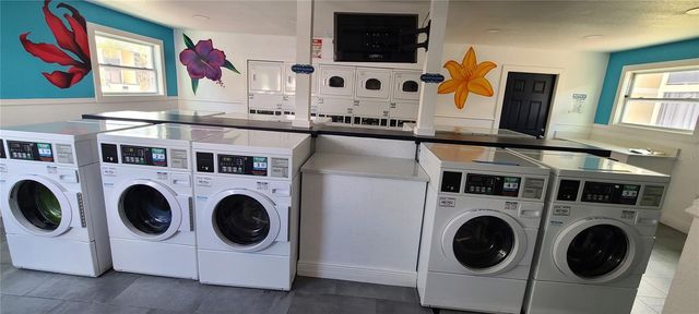 914 LAKE DESTINY ROAD D, Altamonte Springs, FL 32714