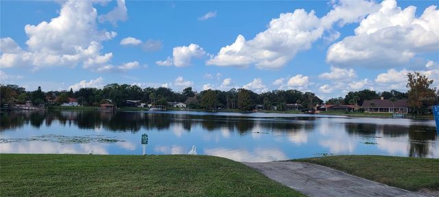 914 LAKE DESTINY ROAD D, Altamonte Springs, FL 32714