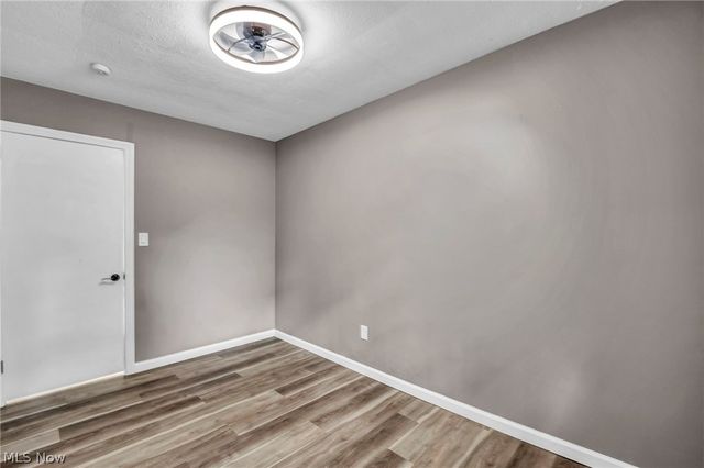 1279 Elmwood Road, Mayfield Heights, OH 44124