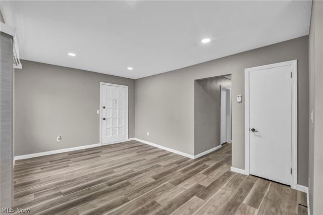 1279 Elmwood Road, Mayfield Heights, OH 44124