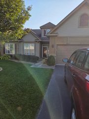 825 New Buffalo Drive, Schererville, IN 46375