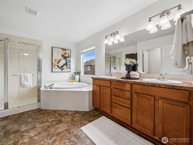 11033 SE 201st Street, Kent, WA 98031