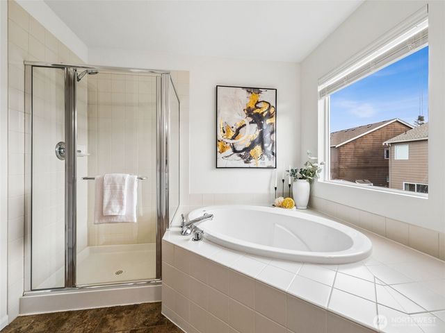 11033 SE 201st Street, Kent, WA 98031