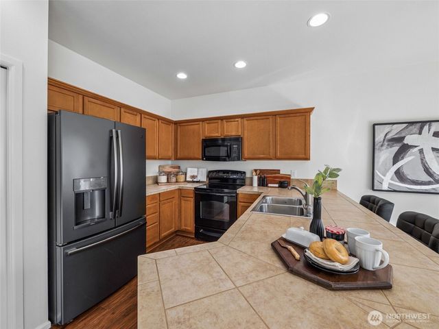 11033 SE 201st Street, Kent, WA 98031