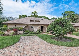 15500 Cedarwood LN, Naples, FL 34110