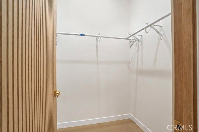 17425 Los Alimos 17423, Granada Hills (los Angeles), CA 91344