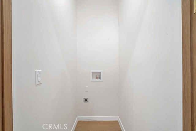 17425 Los Alimos 17423, Granada Hills (los Angeles), CA 91344