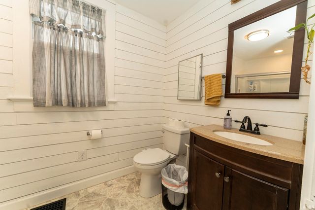 1107 S Evans Avenue, Evansville, IN 47713