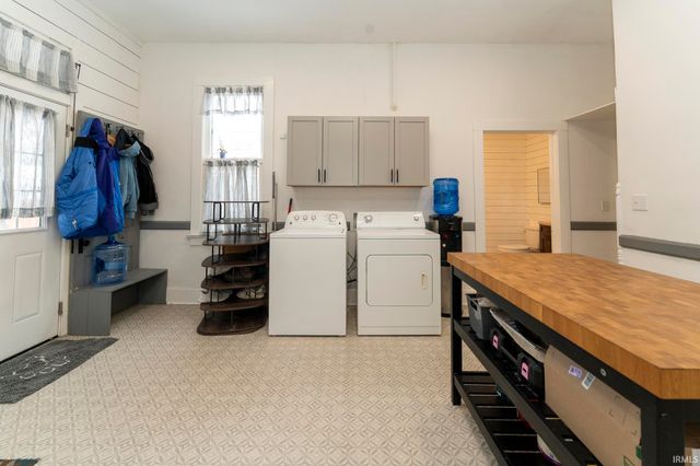 1107 S Evans Avenue, Evansville, IN 47713