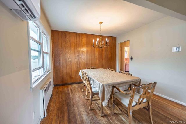 29 Prospect Avenue, Lynbrook, NY 11563