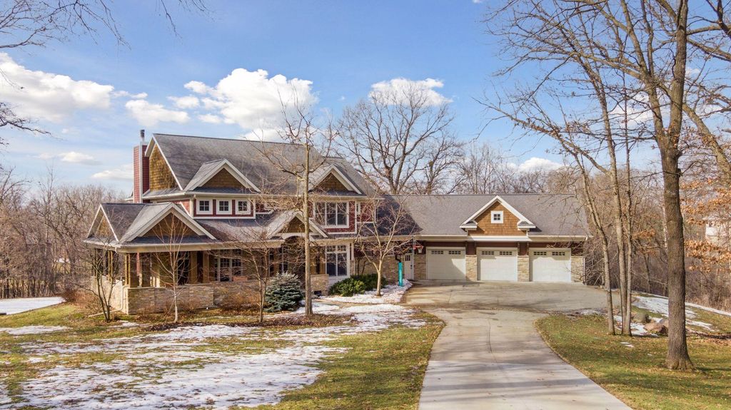 1303 Creek Lane SW, Rochester, MN 55902