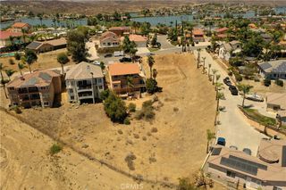 30450 Sparkle Drive, Canyon Lake, CA 92587