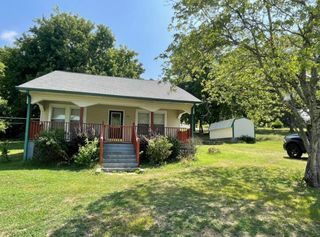 51 Grove Street, Graysville, GA 30726